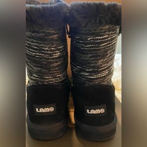 LAMO winter boots black suede fur lined side zipper
